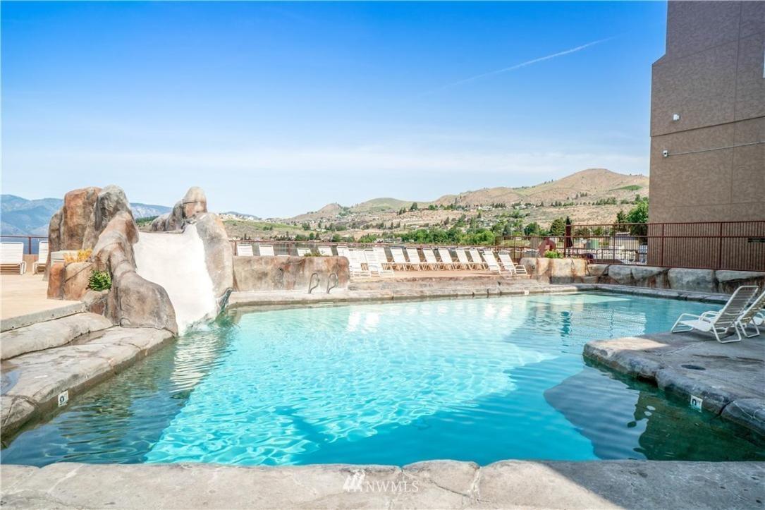 Grandview Lake Chelan- Waterfront View, Pool, Hot Tub, Golf, 1 Min To Downtown Luaran gambar